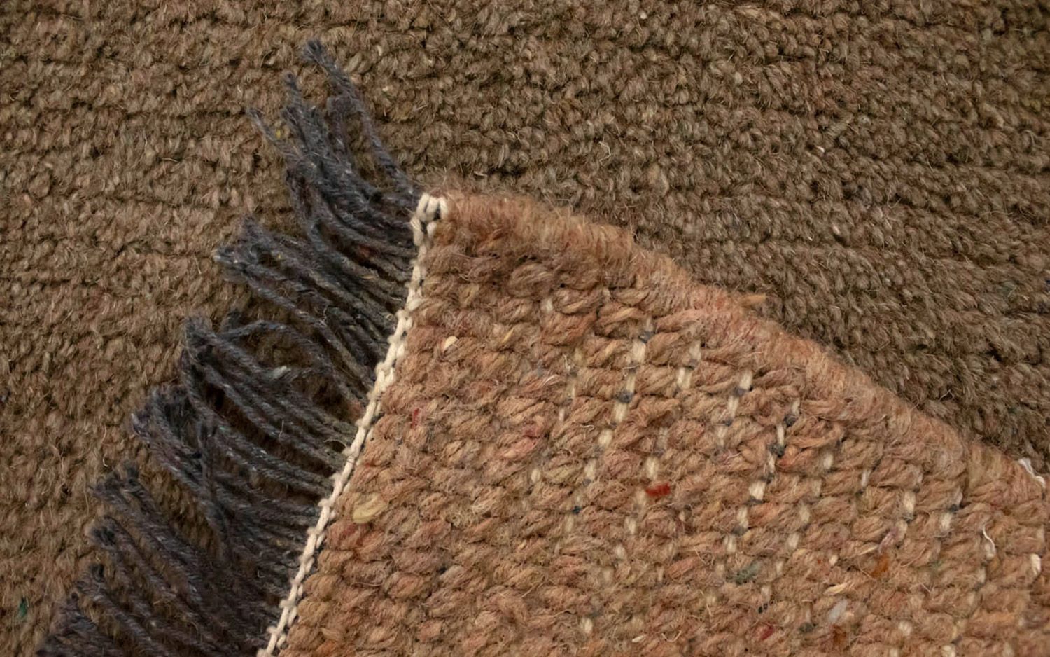 Nepal Teppich 140 x 70 cm - braun