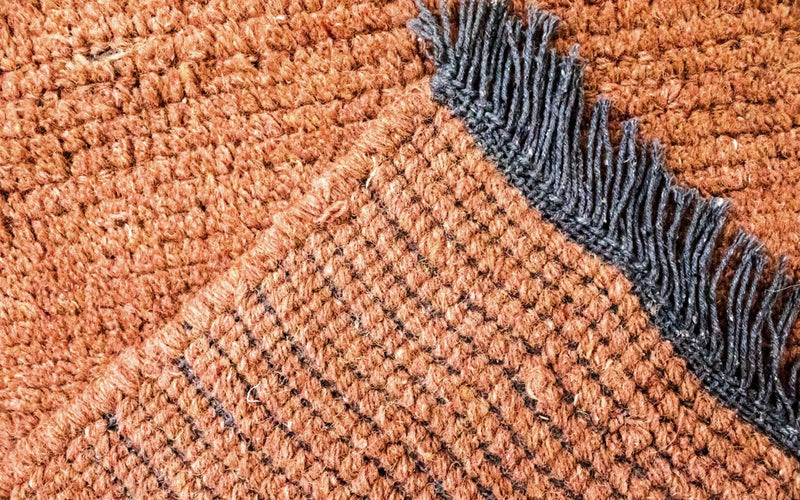 Nepal Teppich 140 x 70 cm - braun