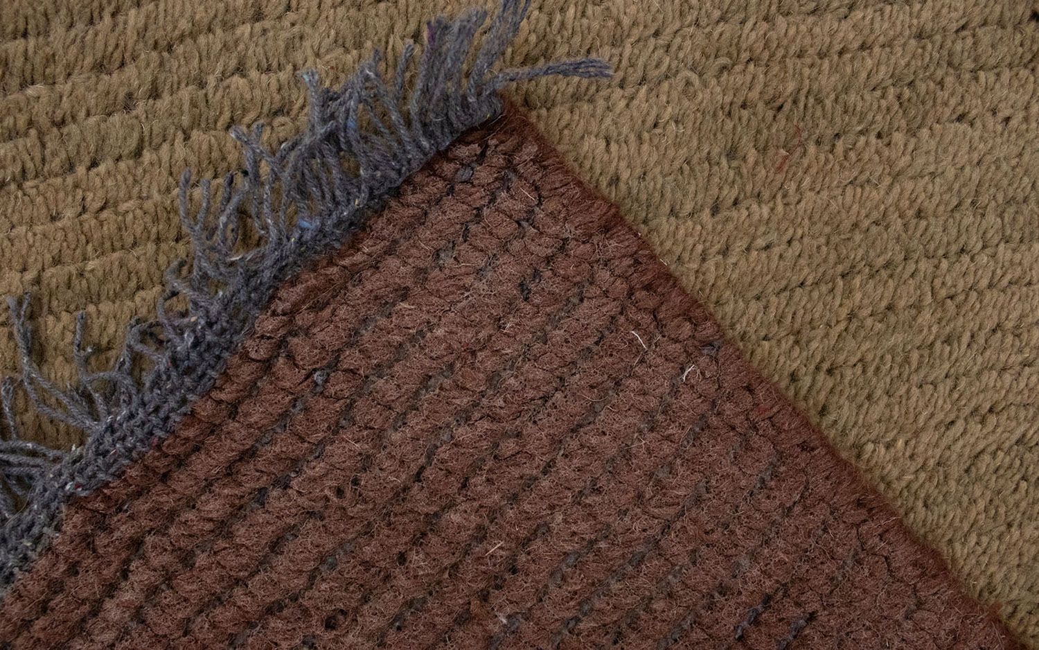 Nepal Teppich 140 x 70 cm - braun