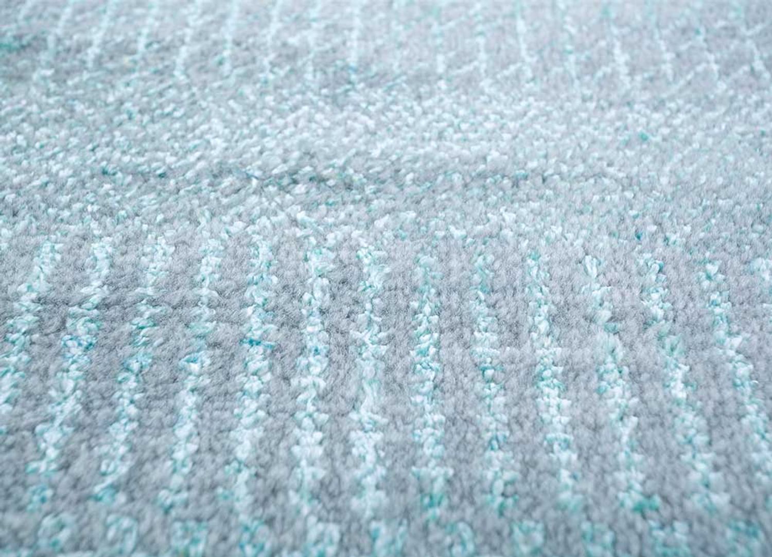 Wollteppich - 300 x 240 cm - hellblau