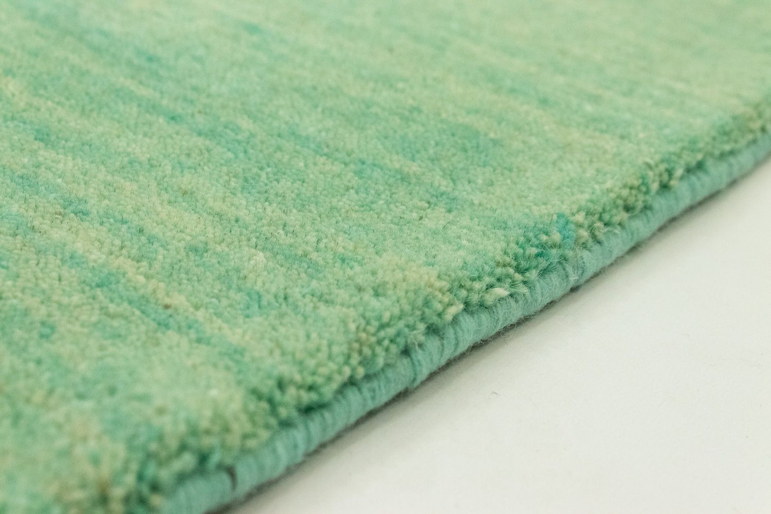 Gabbeh Teppich - Softy 300 x 250 cm - hellgrün